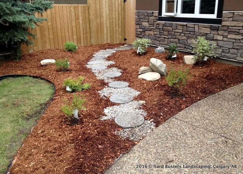 Calgary Mulch Installation